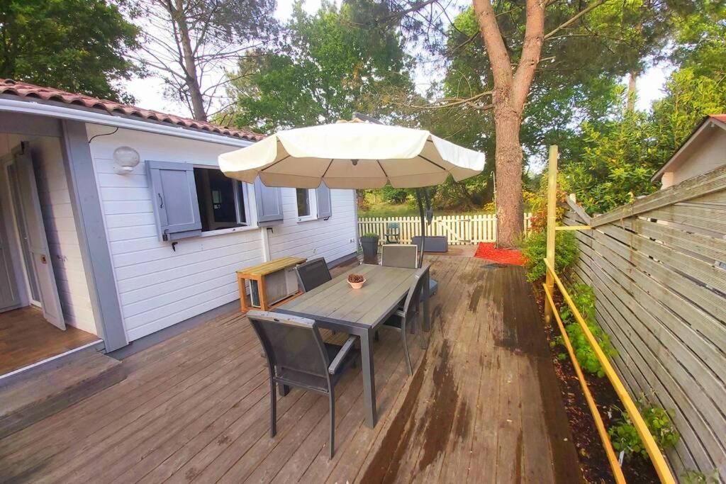 Chalet T3/Clim/Wifi/Pkg/Terrasse/15 Min Plages Villa La Teste-de-Buch Exteriör bild